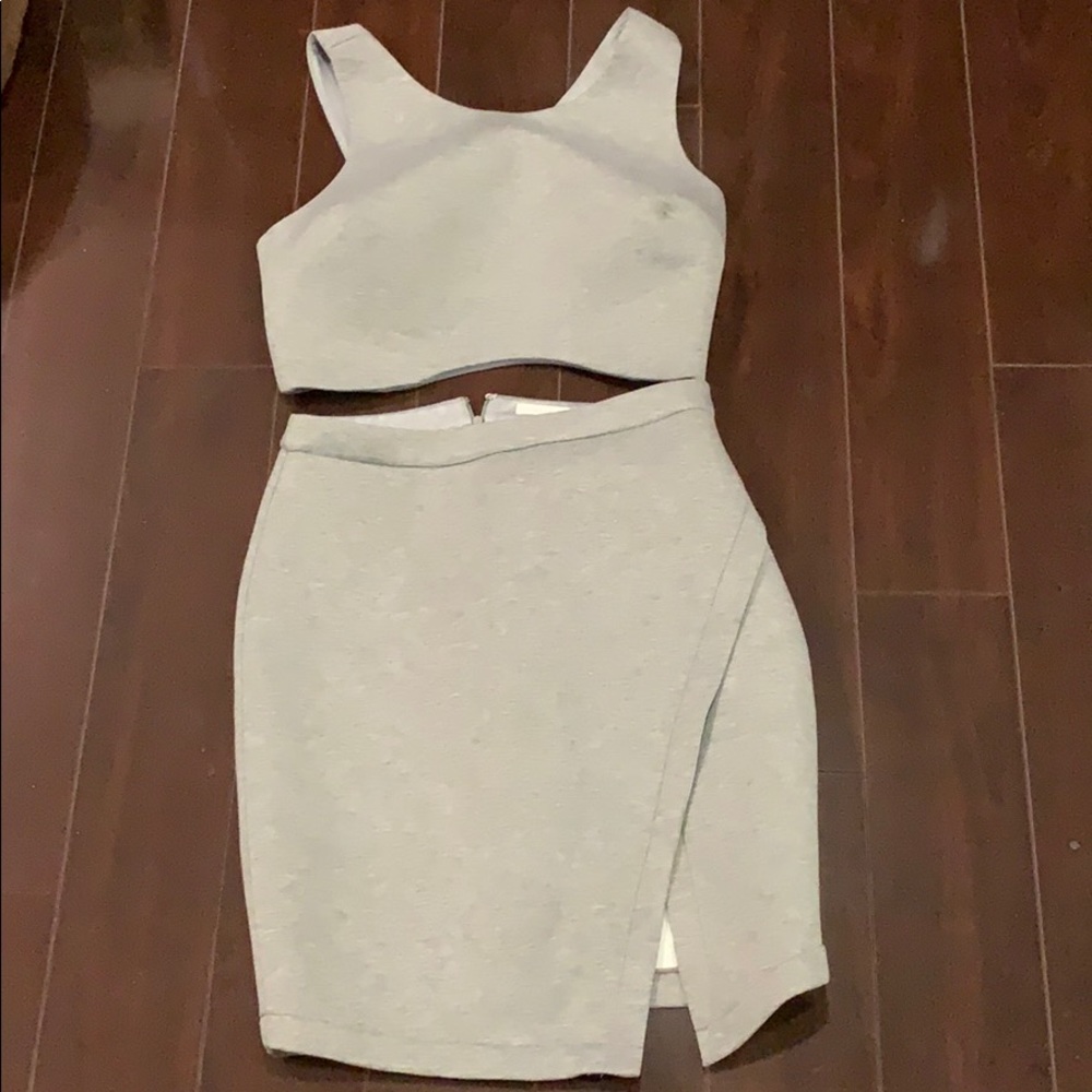 Two piece set